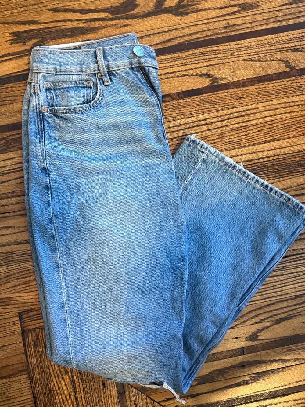 American Eagle Highest Rise 90s Flare Stretch Waistband